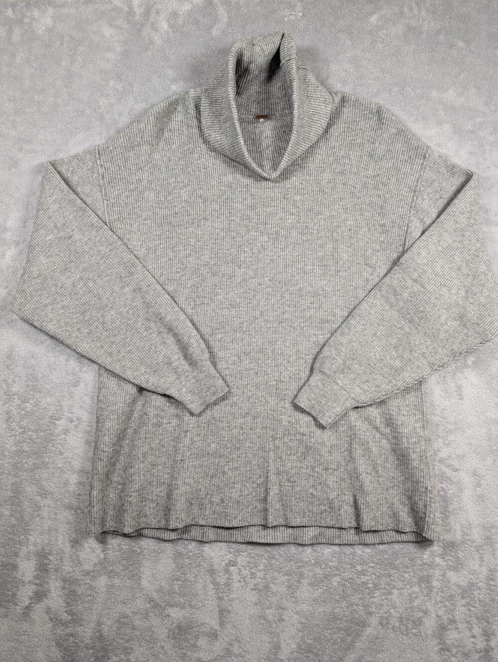 Free People Turtleneck Sweater Womens Size Medium Gray Knit Casual Minimalist